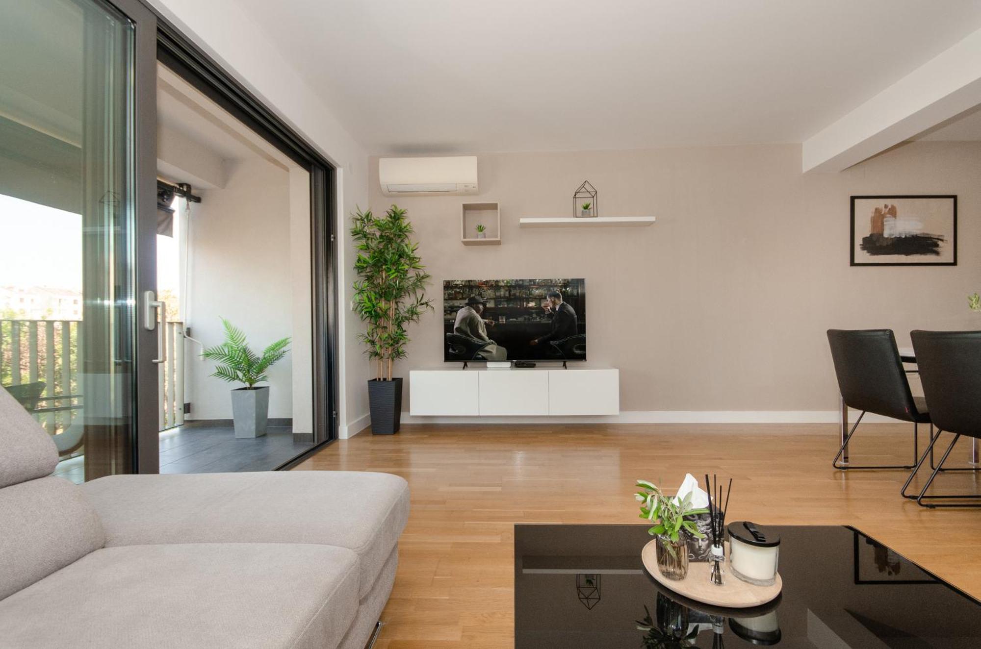 View Apartment *